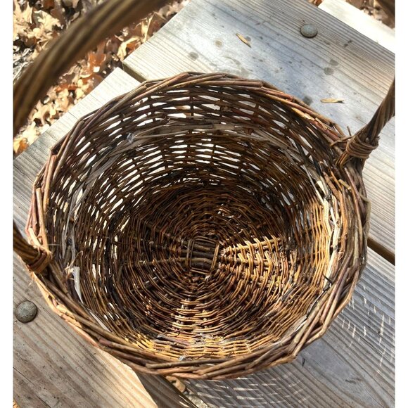 Handmade Willow Wicker Basket Vintage - Picture 5 of 12